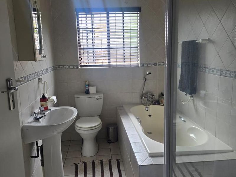 Neat unit to rent in Clearwater Estate - Photo 6
