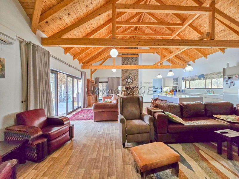 Omaruru Wildlife Estate, Omaruru:  Lifestyle property with 4 Bedr Home is for Sale - Photo 10