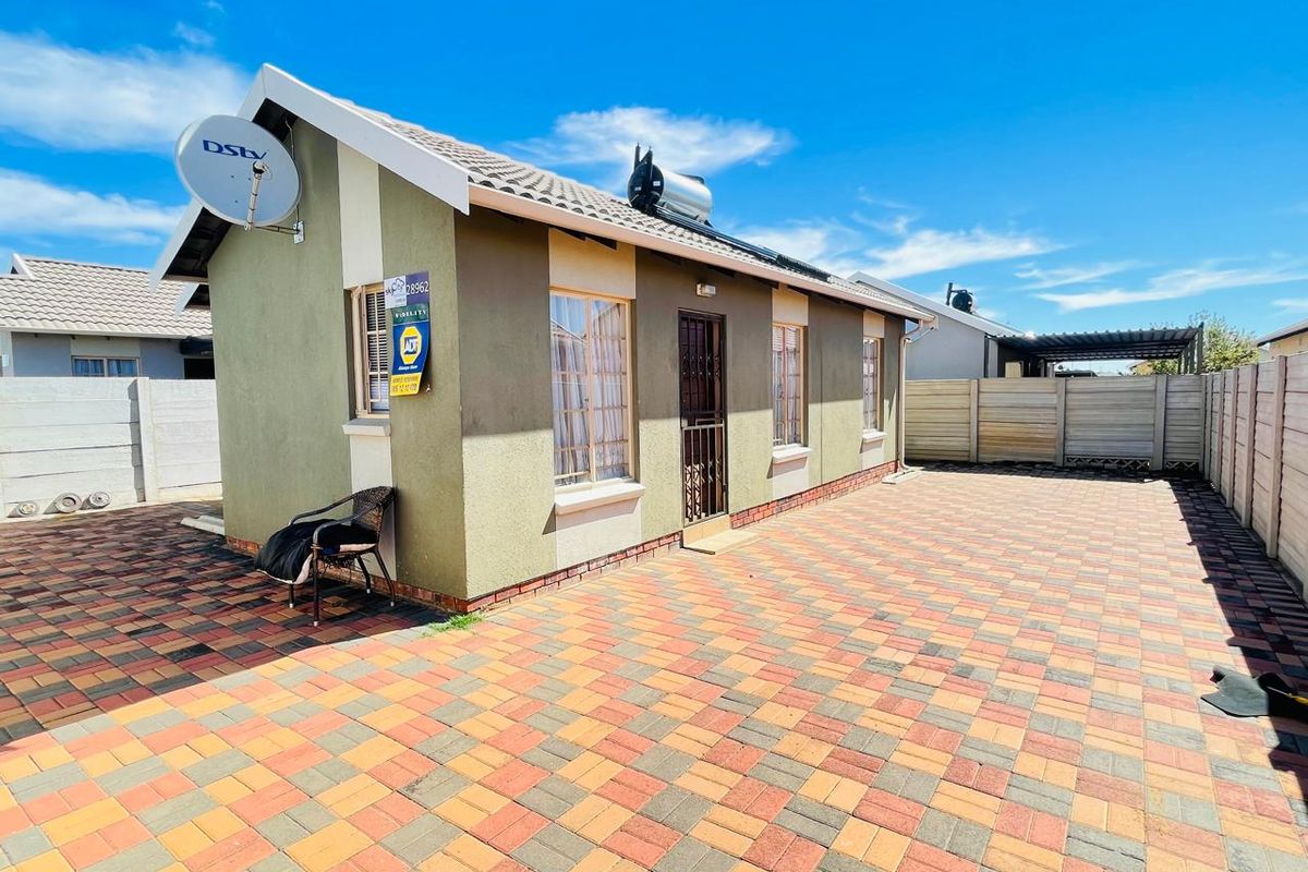 3 Bedroom House For Sale In Sky City EXT 33 - Photo 3