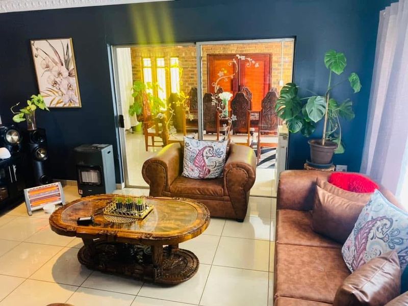 Farm Life Awaits! - Photo 8