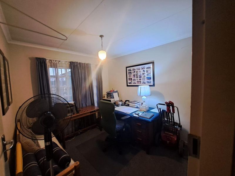 Spacious 3 Bedroom Townhouse – Doornpoort Gem! - Photo 4