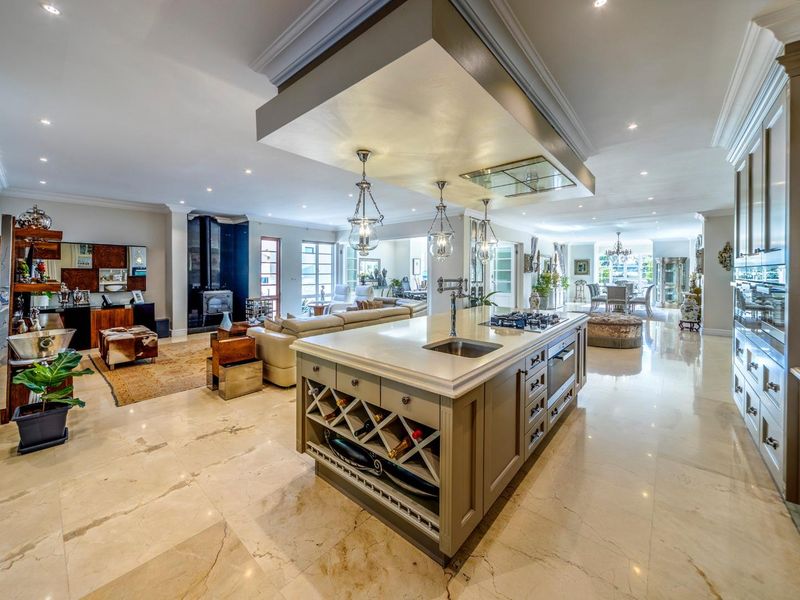 Elegant Four Bedroom Fully Furnished Home for Rent in Waterfall Country Estate - Photo 5