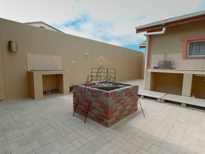 Coastal Living - Photo 4