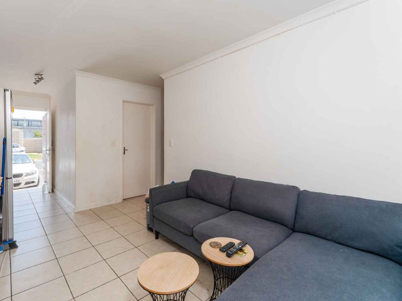 Secure Living in Vanguard - Photo 4