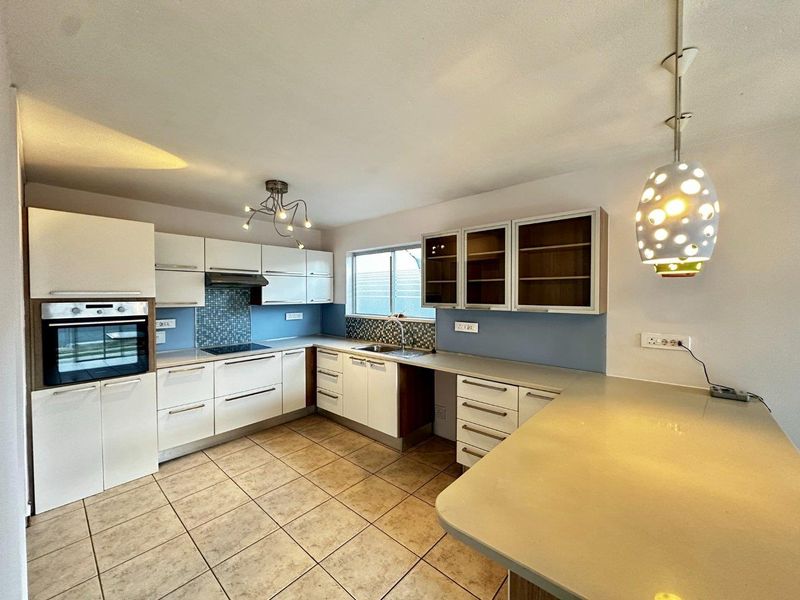 3 Bedroom Townhouse For Sale in Avis - Photo 5