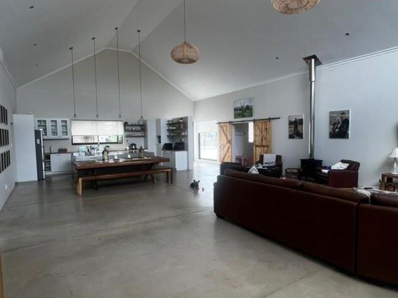 Modern and bright 3 Bedroom house Omeya Golf Estate - Photo 8