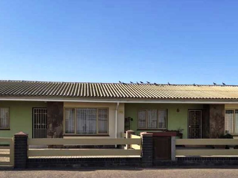 Fully Owned Block of Flats for sale - Walvis Bay - Photo 2