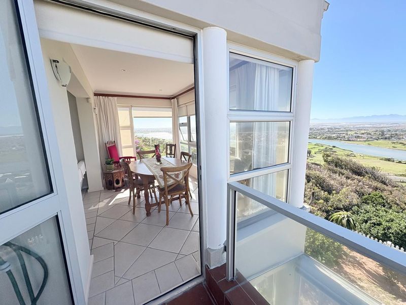 House To Rent In Muizenberg! - Photo 10