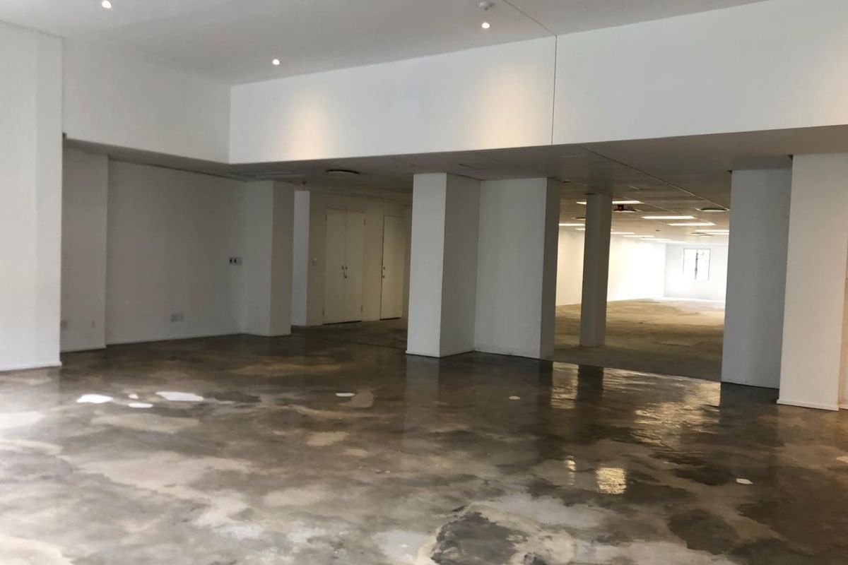 Prime Office Space Available in Sandhurst Office Park - Photo 5