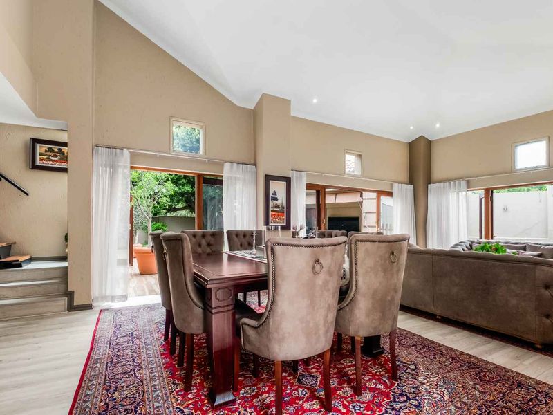 STUNNING FAMILY HOME BOASTING ALL THE BEST QUALITIES ONE WANTS IN A HOME - Photo 4