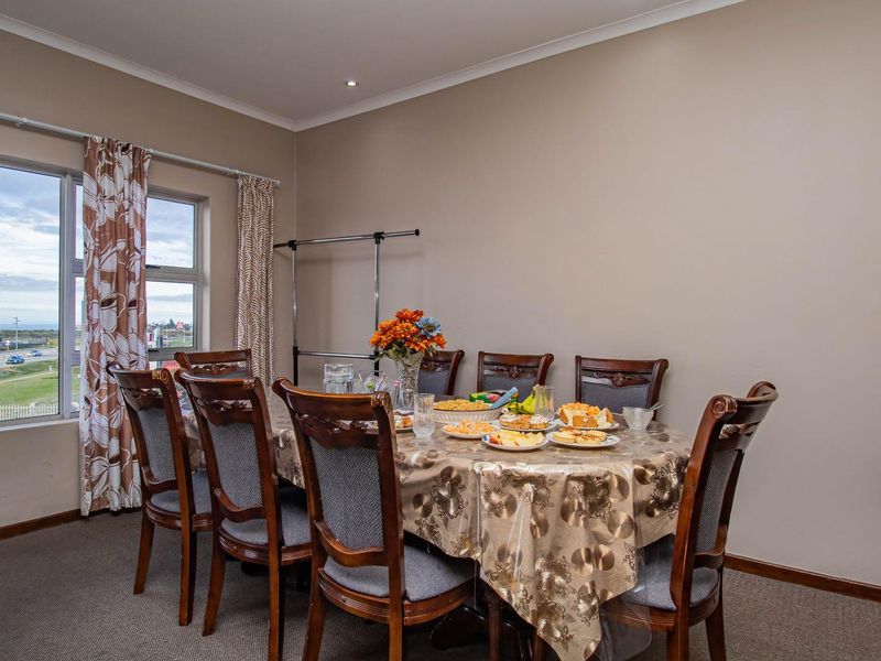 Spacious loft unit in a popular complex in the heart of Heiderand. - Photo 8