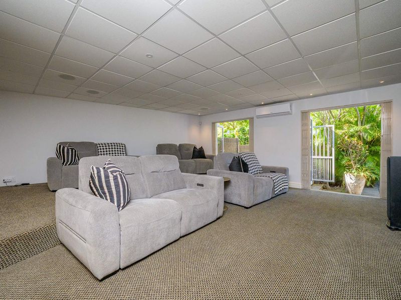 Hendra Estates - Grand Residence For Sale In The Heart Of Durban North - Photo 10