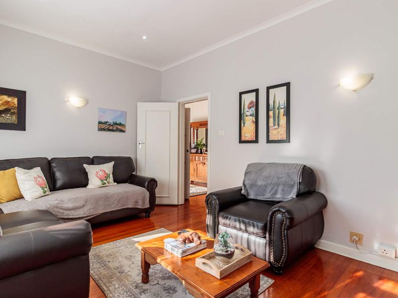 4/5 BED | PARSONS HILL | LARGE FAMILY FAMILY HOME WITH DESIGNER FLAIR - Photo 7