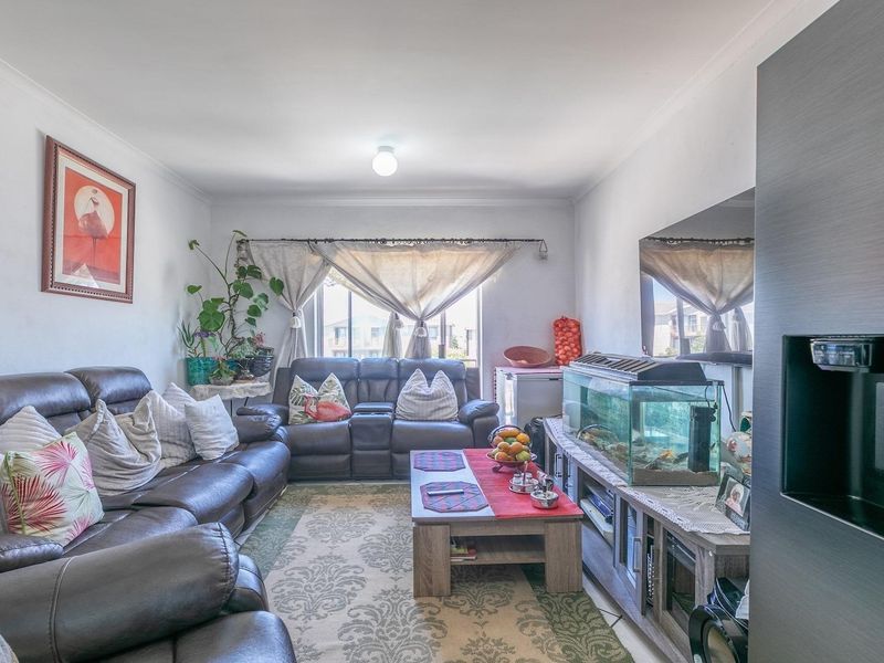 2 bed 1 bath in ST JAMES - Photo 1