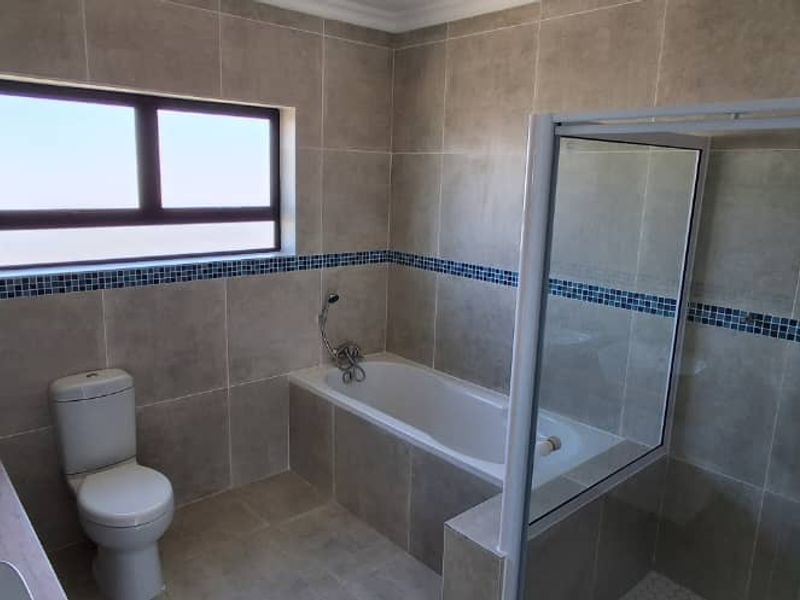 Your Perfect Family Home In Mile 4 - Photo 10