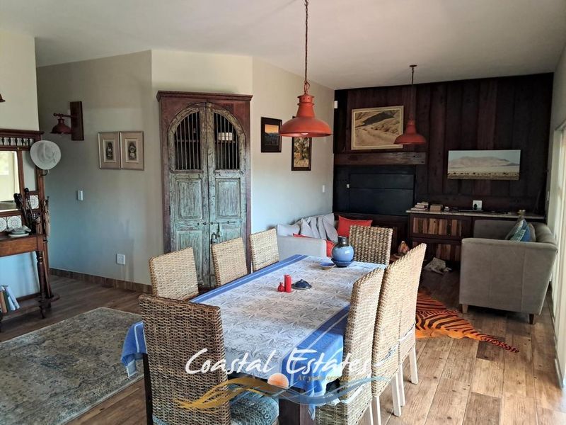 Exquisite Waterfront Home with Breathtaking Views - Photo 6