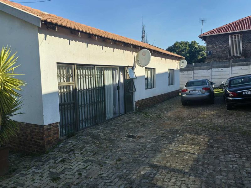 Good Investment Property - Photo 4