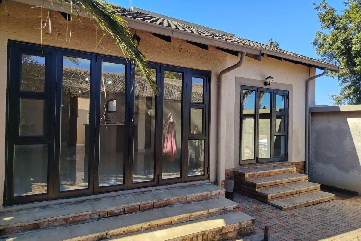 2 Bedroom Townhouse for sale in Kempton Park - Photo 4