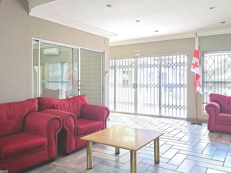 Prime Commercial Space For Your New Head Office in Perfect Location Close To Melrose Arch - Photo 4