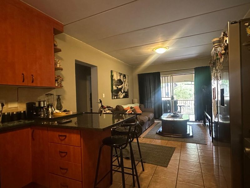 The “wow” factor is in place when you walk into this house in this nice security complex. - Photo 5