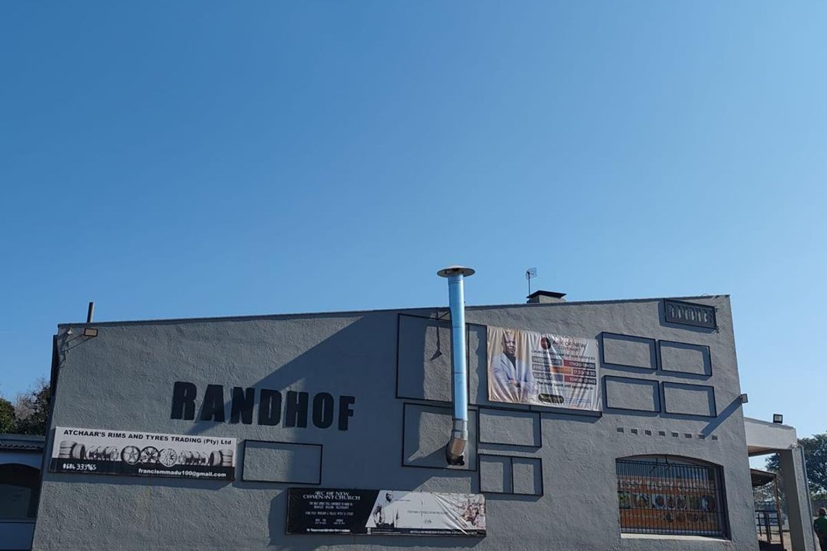 Perfect Base for Your Cleaning Biz Vision in the Heart of Randburg - Photo 2