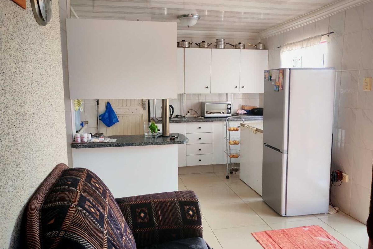 Your Perfect Family Home is Here! - Photo 4