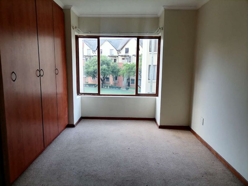 **Charming 2-Bedroom Apartment for Sale in 21 Zambezi Estates** - Photo 5