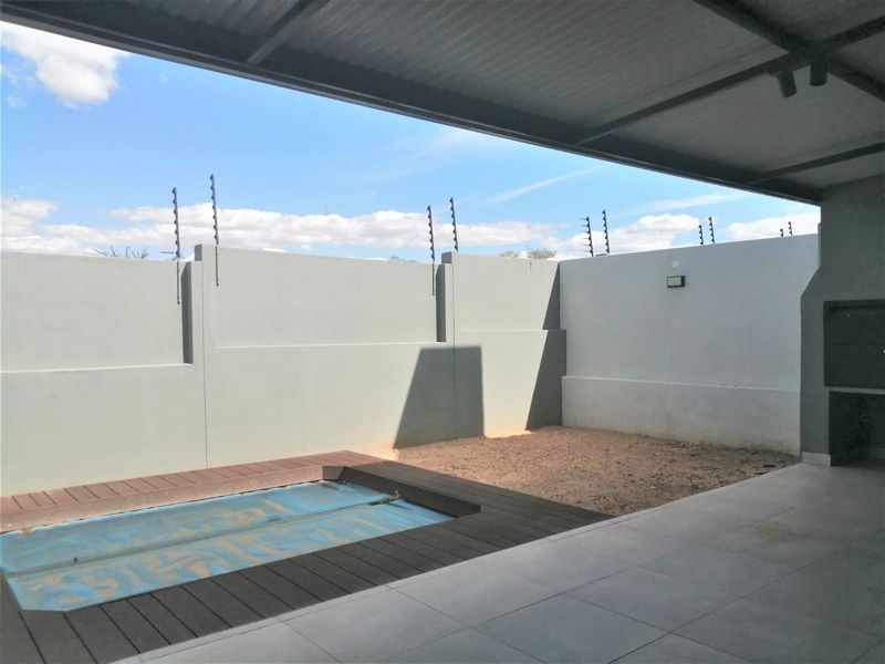 Kleine Kuppe - 3 Bedr Duplex T/House from 01/07/26 for N$22 500.00 - Photo 2