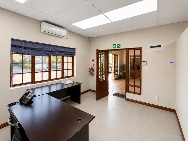 Prime Investment Opportunity: Fully Tenanted Office Block in Kloof Medical Centre - Photo 3