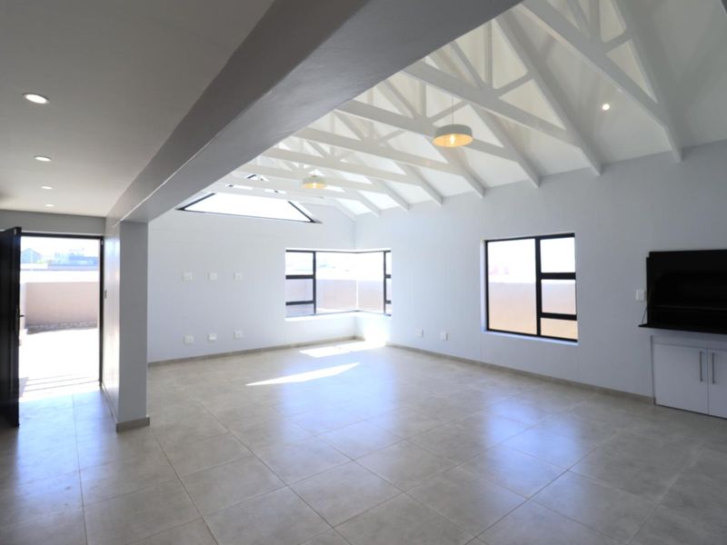 Plot & Plan 3-Bedroom Coastal Home with Current Ocean Views, Swakopmund Namibia - Photo 2