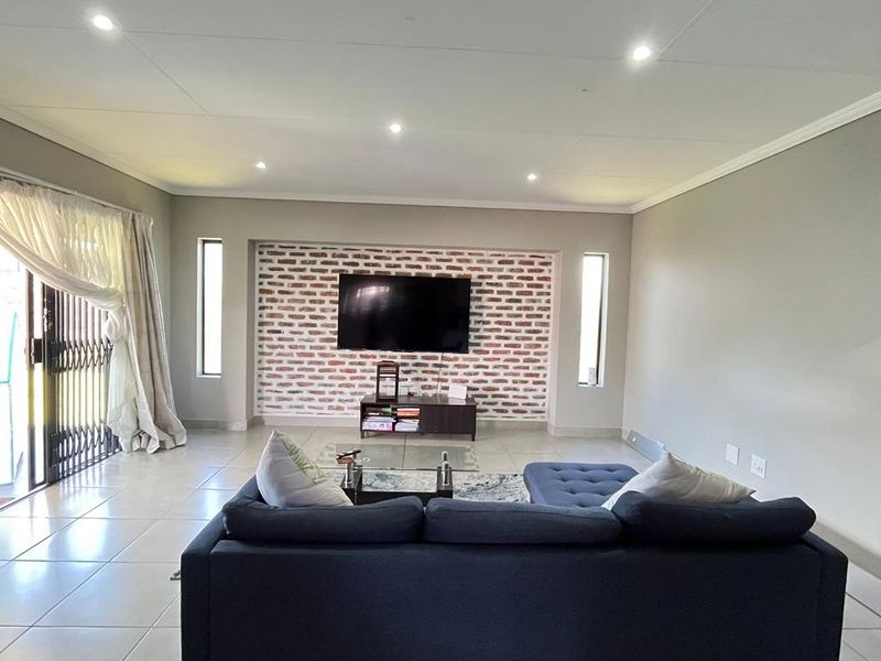 A modern Home Is Lion Pride Estate Awaits You - Photo 3