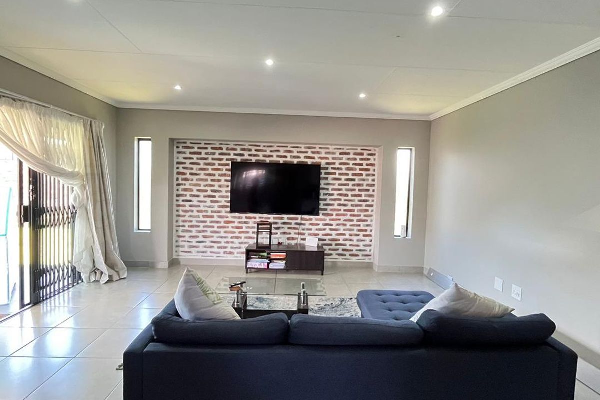 A modern Home Is Lion Pride Estate Awaits You - Photo 3