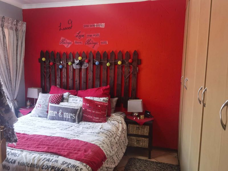 Double storey townhouse for sale in Glenmarais - Photo 8