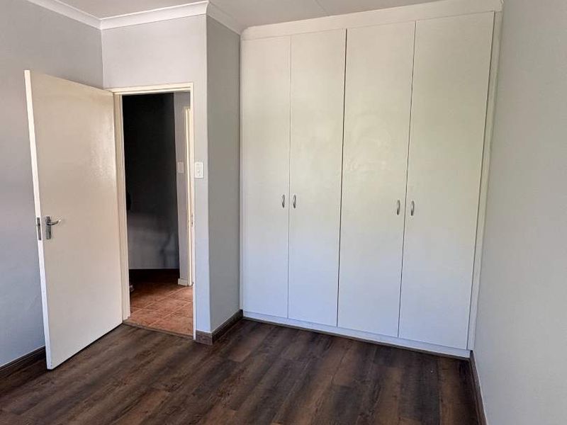 3 Bedroom Double Storey Investment Property – Tenant in Place - Photo 2