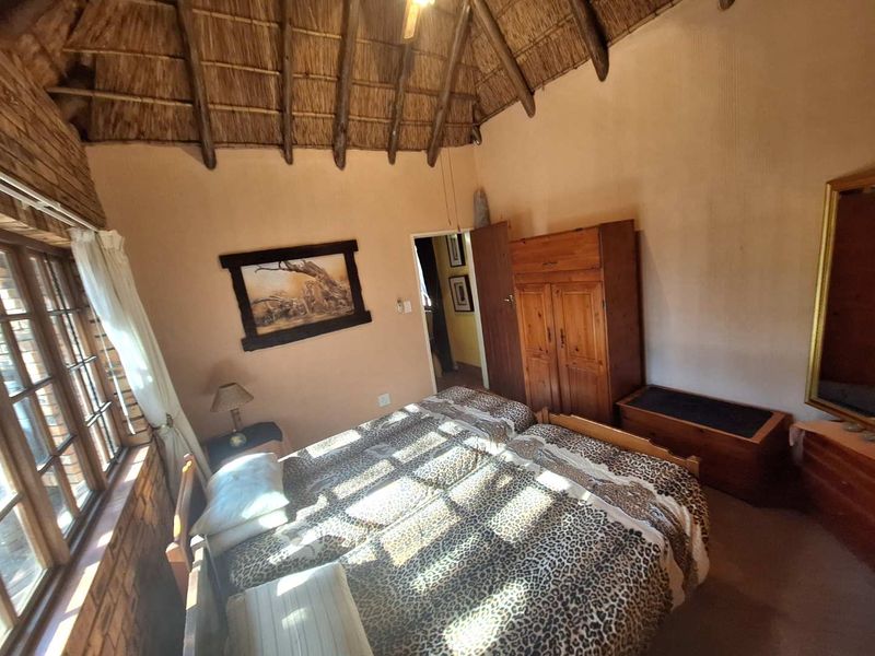 Charming 2-Bedroom House in Prime Location - Fully Furnished - Photo 9