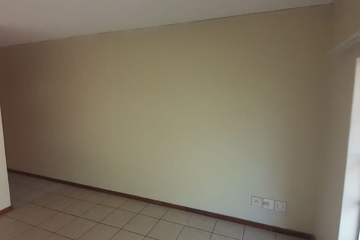 Bachelor to rent at Fairview village - Photo 5