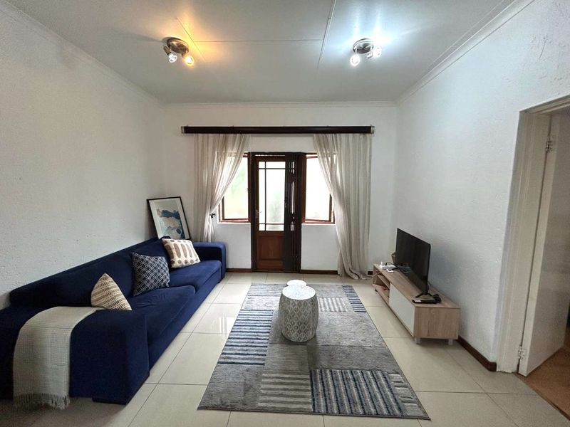 Lovely 1 bedroom, 1 bathroom 1st floor apartment avaiable in Paulshof - Photo 5
