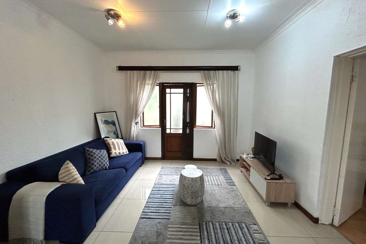 Lovely 1 bedroom, 1 bathroom 1st floor apartment avaiable in Paulshof - Photo 5