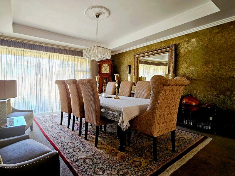 Exquisite Double Storey Haven In Heuwelsig Bloemfontein The Perfect Family Retreat - Photo 10