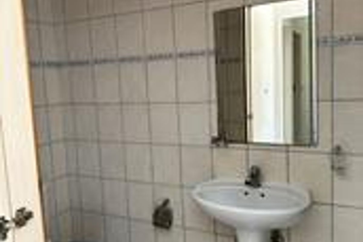 Cozy longbeach apartment for sale - Photo 5