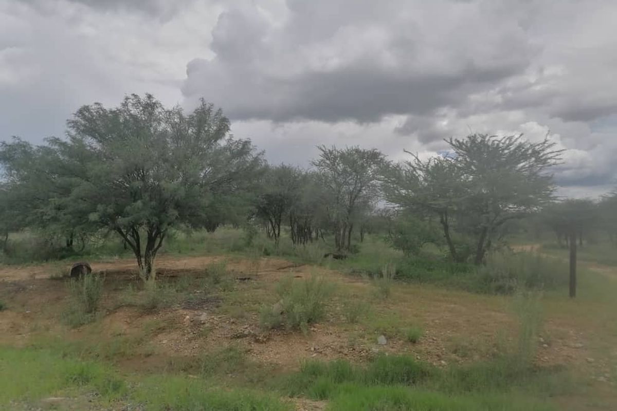 "Brawater Land Gem for Sale: Develop, Invest, Prosper!" - Photo 3