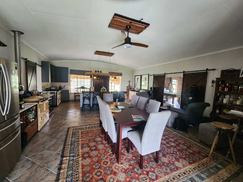 Dream home on the Vaal Dam - Photo 4