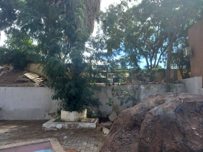 Property #2481974, House For Sale in Eros Park