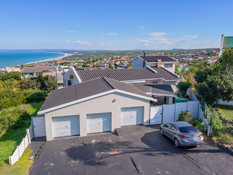Spacious 5 bedroom house with immaculate ocean views - Photo 2