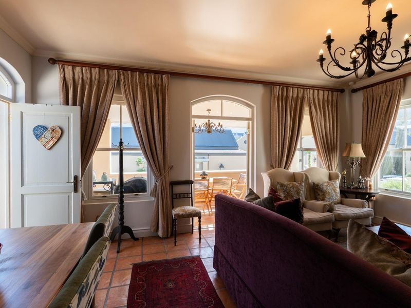 Elegant Winelands Living at L'Ermitage Franschhoek Chateau &amp; Villas - Photo 9