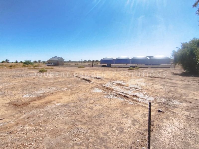 WELL-LOCATED BUSINESS ERF FOR SALE IN MARIENTAL - NAMIBIA - Photo 4