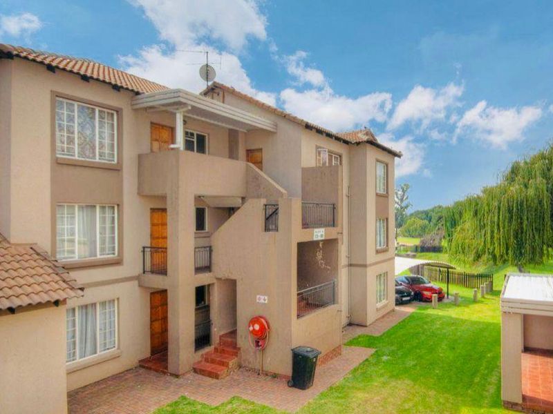 3 Bedroom ground floor apartment - Photo 4