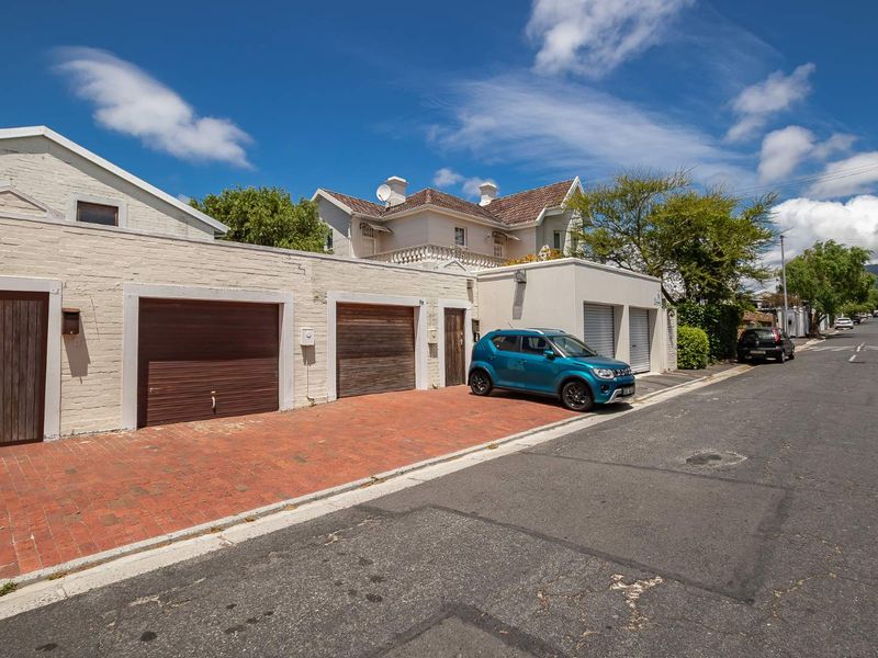 Stylish 3-bed freestanding duplex in Kenilworth, Cape Town - Photo 2