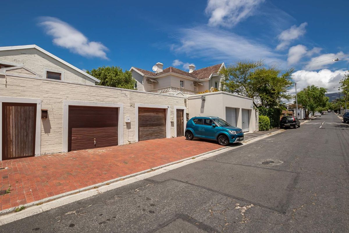 Stylish 3-bed freestanding duplex in Kenilworth, Cape Town - Photo 2