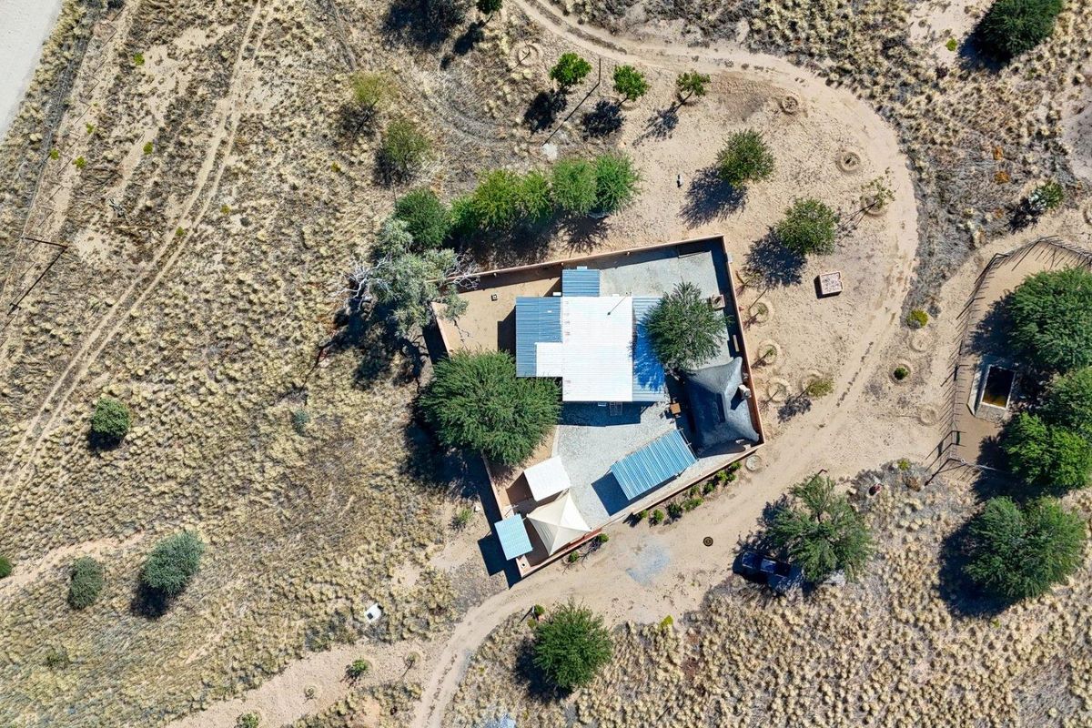 Usakos:  2 x Home Agricultural Smallholding VERY CLOSE TO TOWN is for Sale - Photo 3